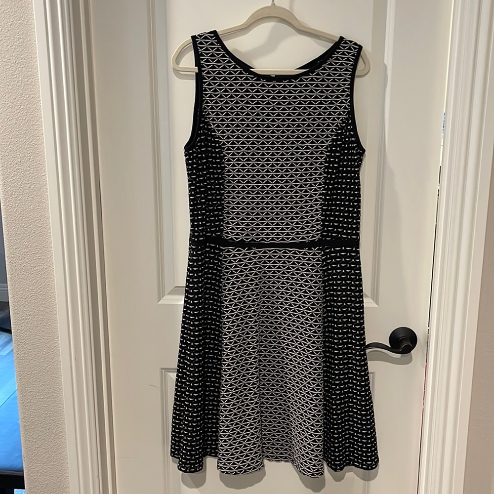 Black/White Dress